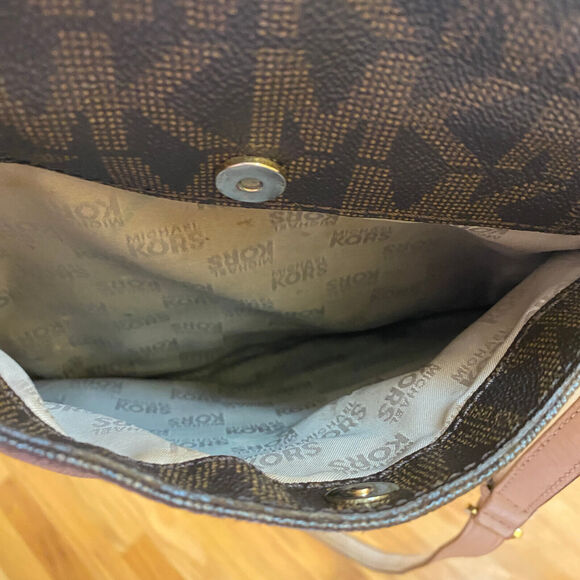 MK Michael Kors Hamilton Large Crossbody Brown PVC 35F2GHMC3B Logo Chain Buckle - Picture 13 of 13